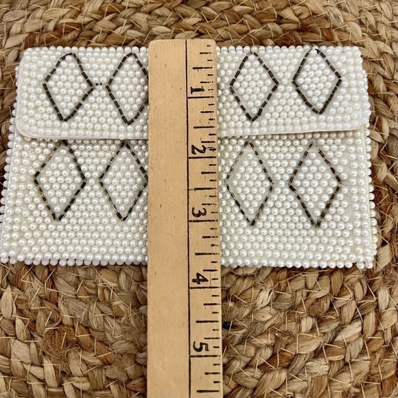 Vintage Faux Pearl Envelope Wallet Mini Clutch - Picture 7 of 9